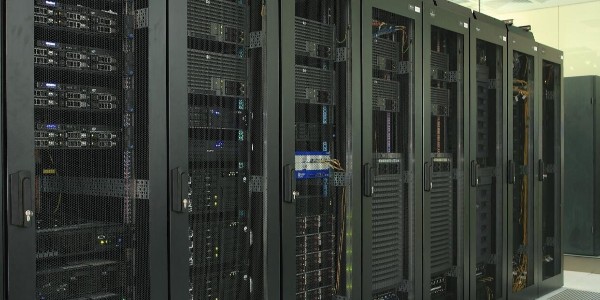 動力環境監控系統：保障設施穩定運行的智慧之眼